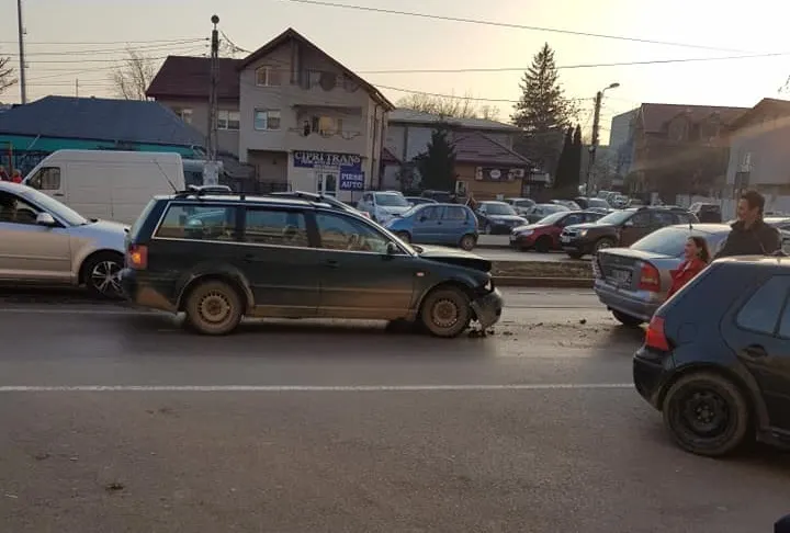 O gălăţeancă de 25 de ani a accidentat mortal un localnic din Barcea