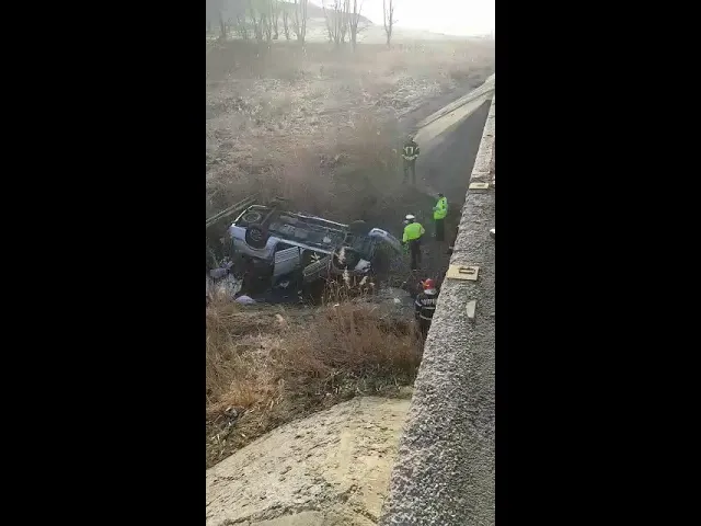 Depozit de țigări de contrabandă într-un magazin sătesc