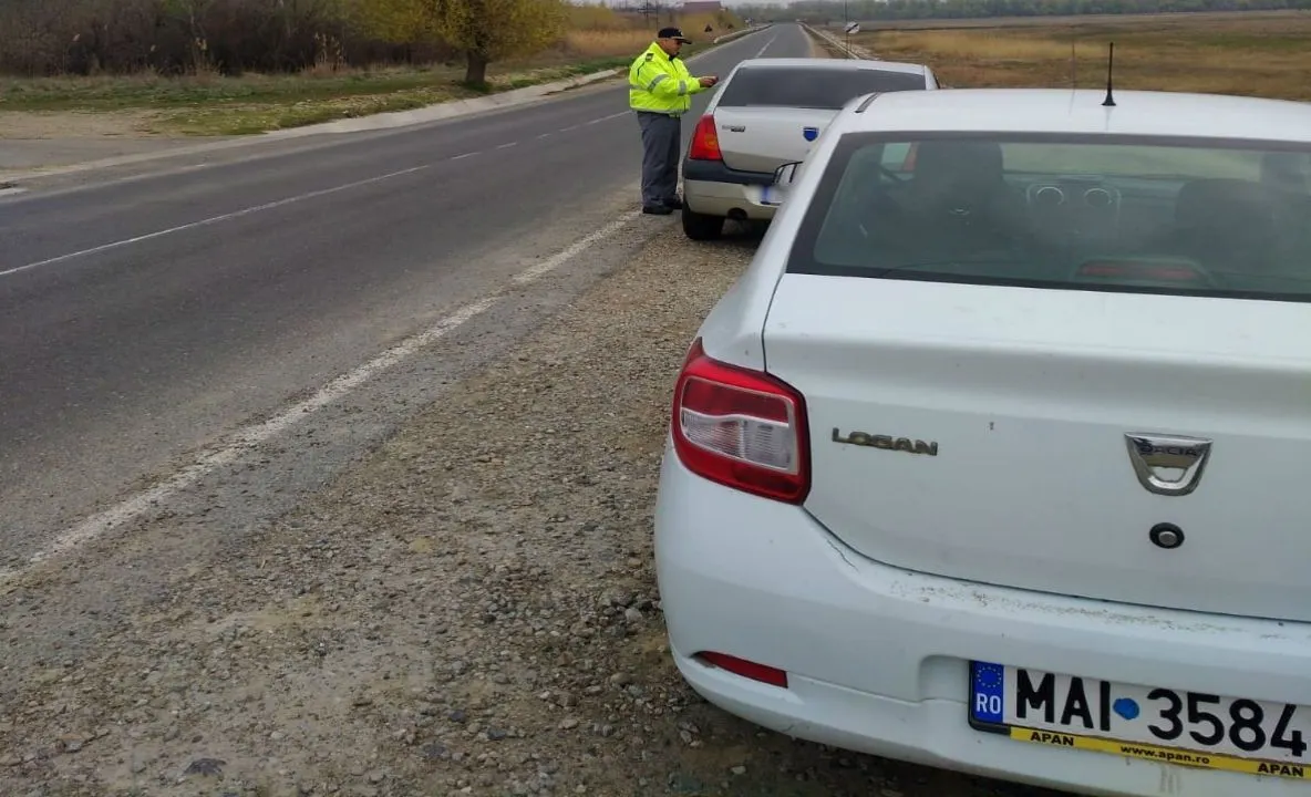 Depistat conducând un autoturism fără permis de conducere
