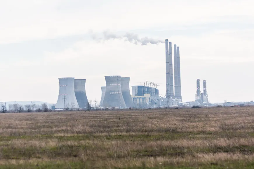 Termocentrala Turceni, oprită în plină criză energetică. Singurul grup funcțional s-a defectat