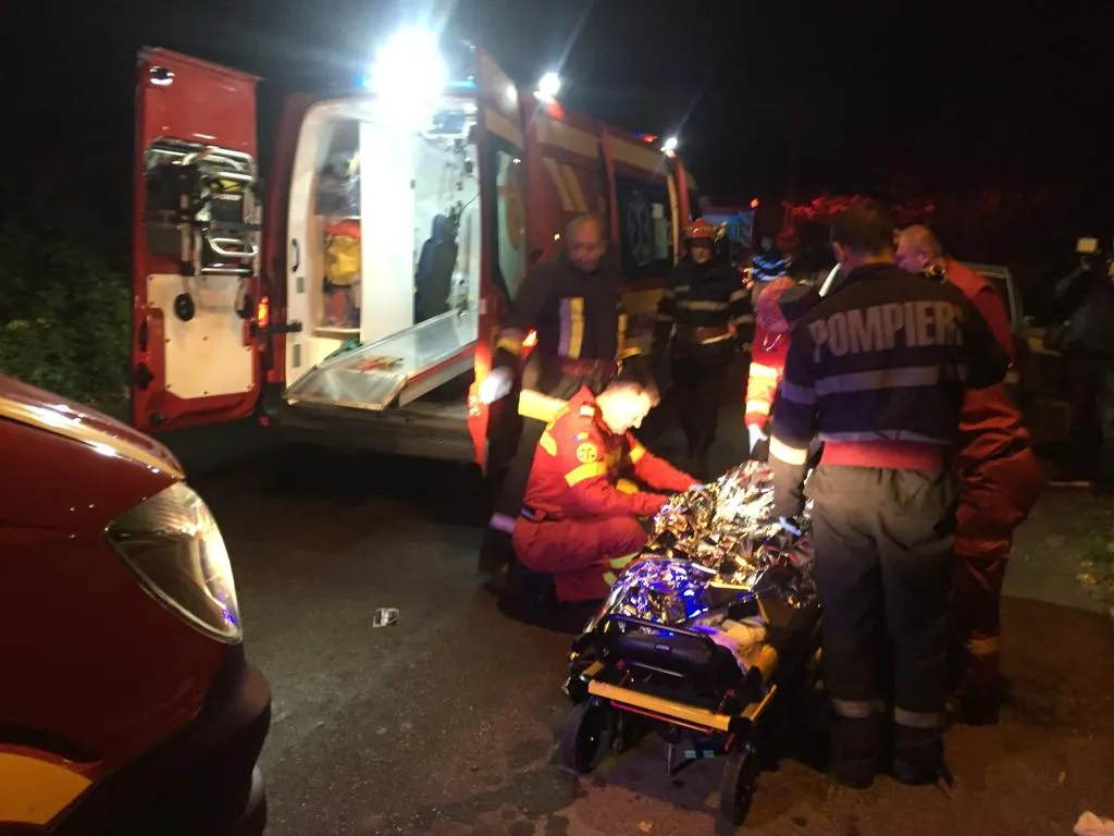 Un bărbat a căzut sub locomotiva unui tren în Gara Barboşi