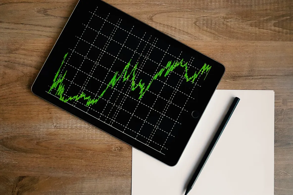 STUDIU TERMENE.RO: 20.44% dintre hotelurile și restaurantele din Galați solicită certificatul pentru situații de urgență. 9.93% aplică la programul IMM Invest (P)
