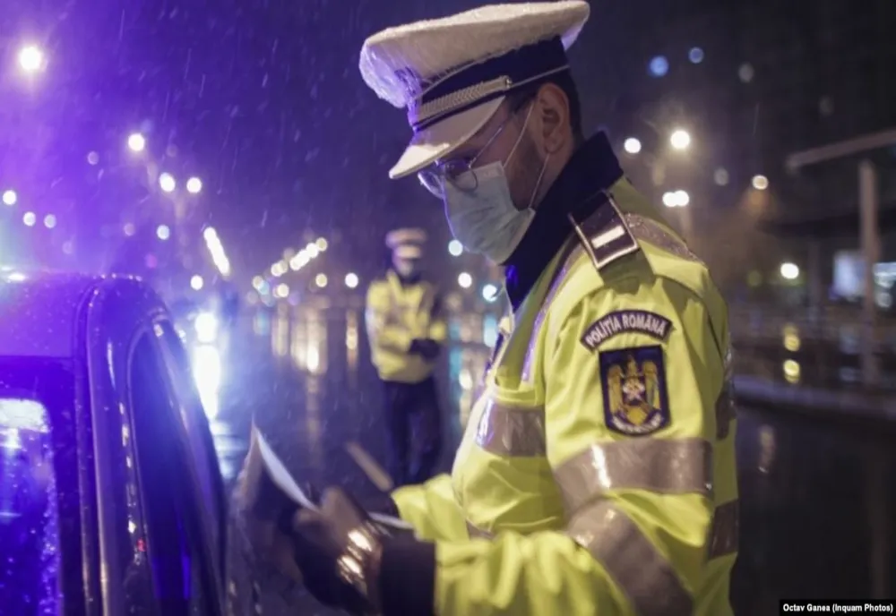 Dosar penal pentru un tânăr de 20 de ani care nu a vrut să oprească la semnalul polițiștilor