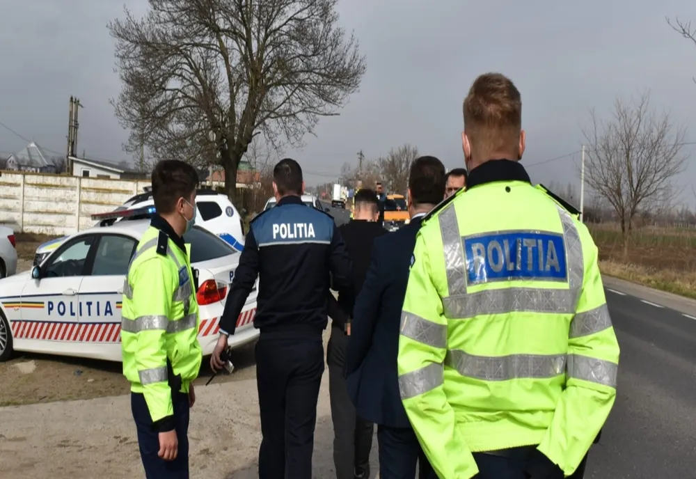 Reținut de polițiști după ce a înșelat mai mulți vârstnici și le-a furat banii din casă
