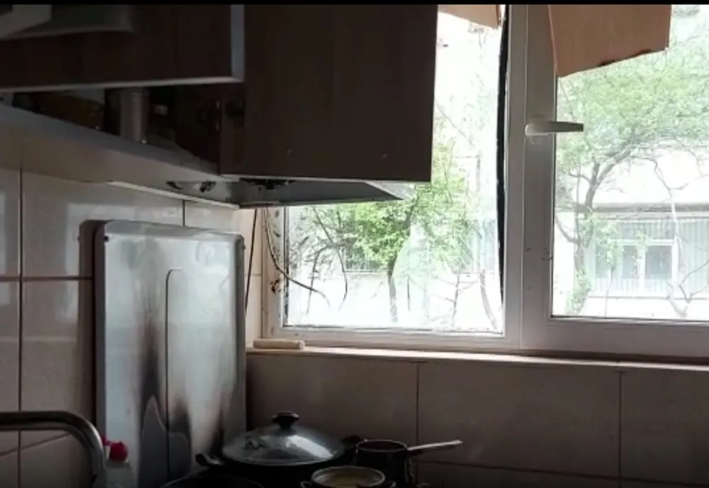 Doi copii din Galați au fost răniți în urma unei explozii care s-a produs într-un bloc din Micro 20.
