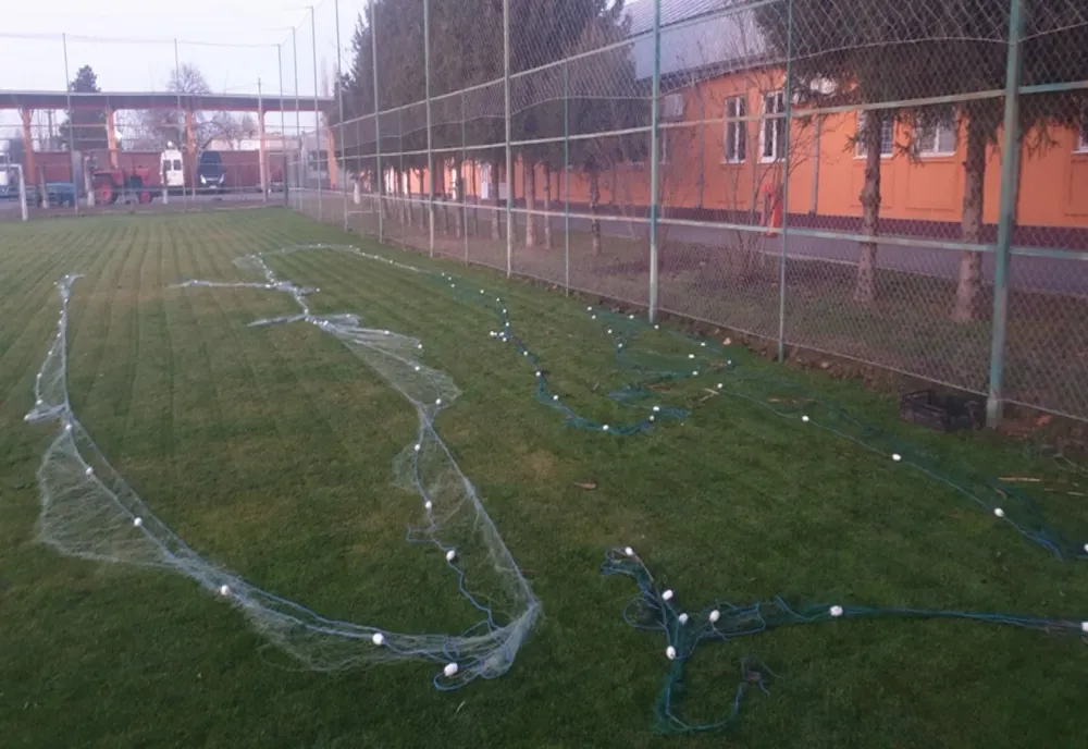 Un gălățean a fost prins de jandarmi în timp ce se afla la pescuit cu plase monofilament 