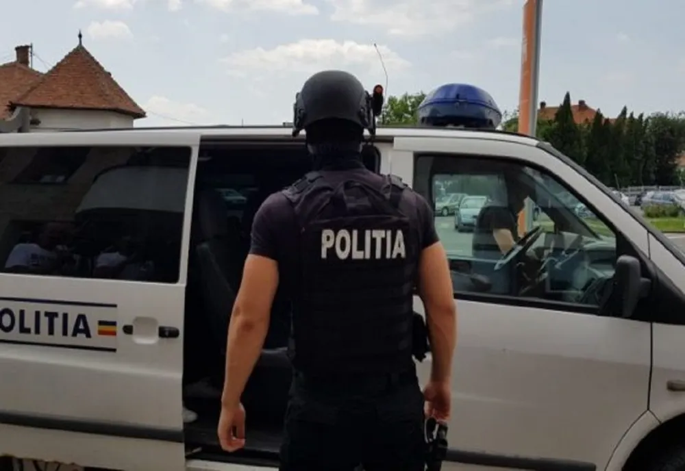 12 mandate de percheziție domiciliară pe raza municipiilor Galați și Brăila