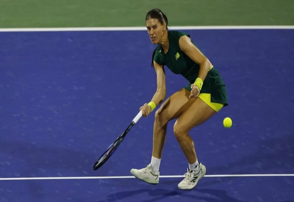 TENIS: SORANA CÎRSTEA, ELIMINATĂ ÎN SFERTURILE TURNEULUI DE LA DUBAI