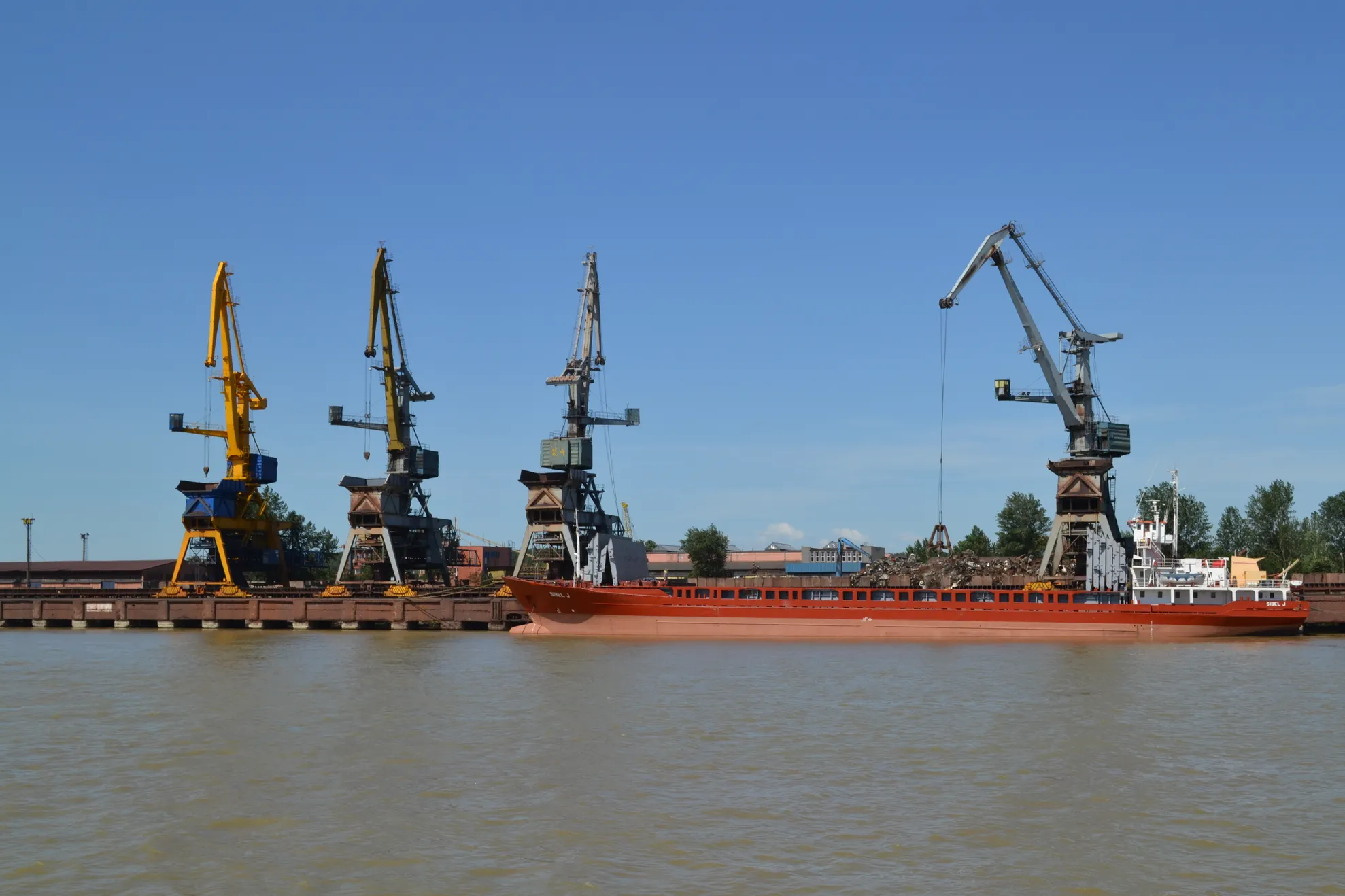 port mineralier