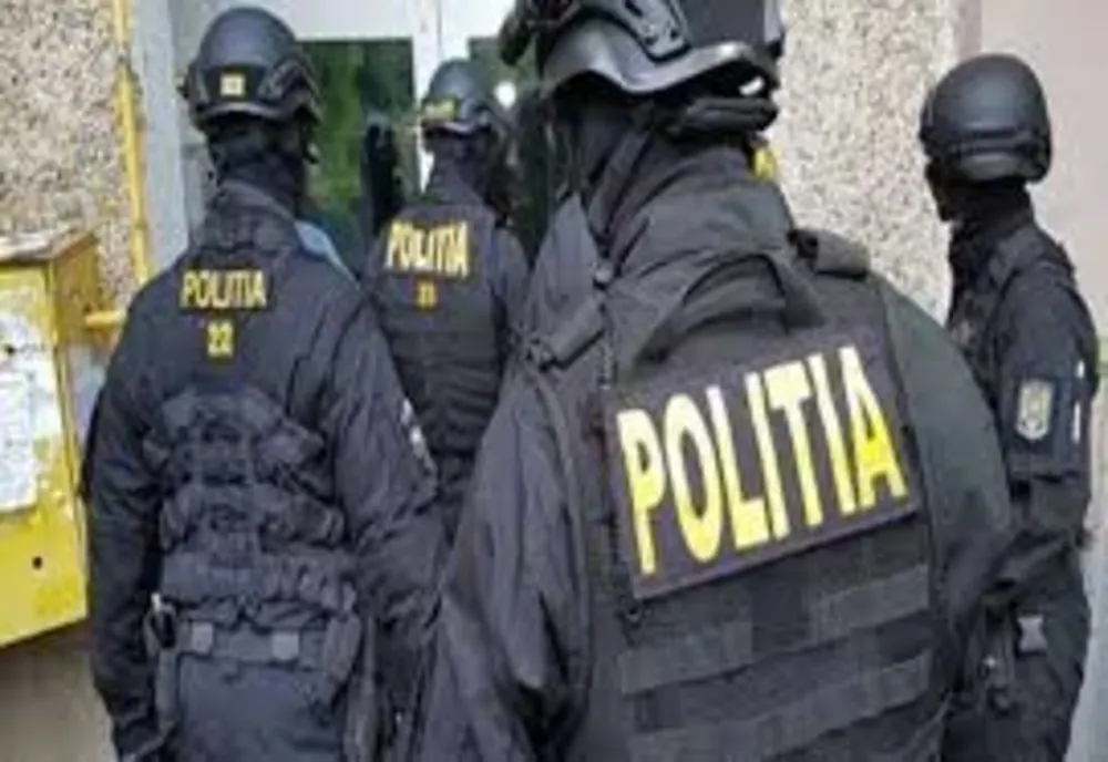 Percheziții în Galați și alte orașe