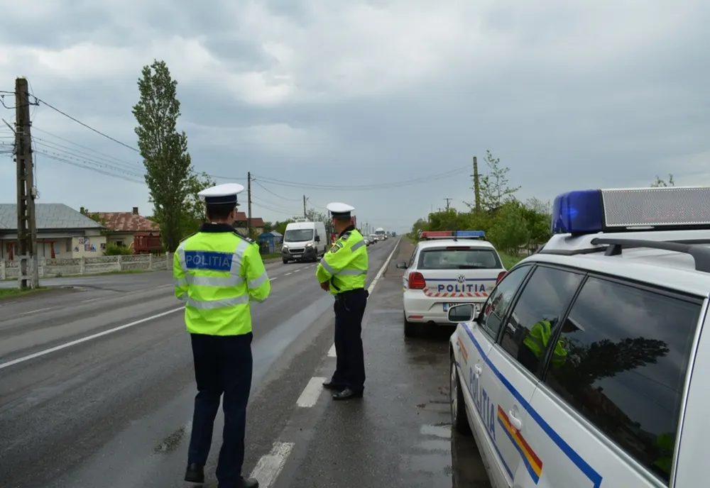 VIDEO. Șofer depistat că făcea transport ilegal de persoane