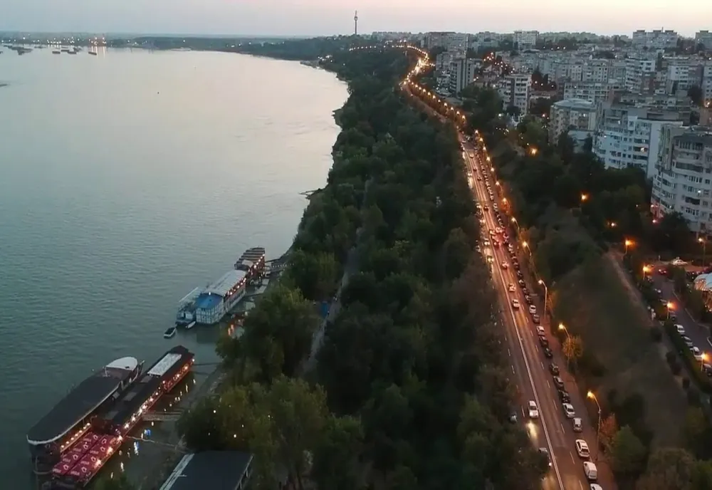 Faleza Dunării din Galați și Brăila - exemplu negativ