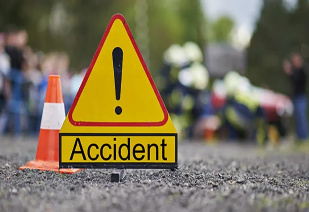 Un tânăr sucevean a provocat un accident rutier pe D.N. 24 D, pe direcţia Bârlad – Galaţi. Două persoane au fost rănite