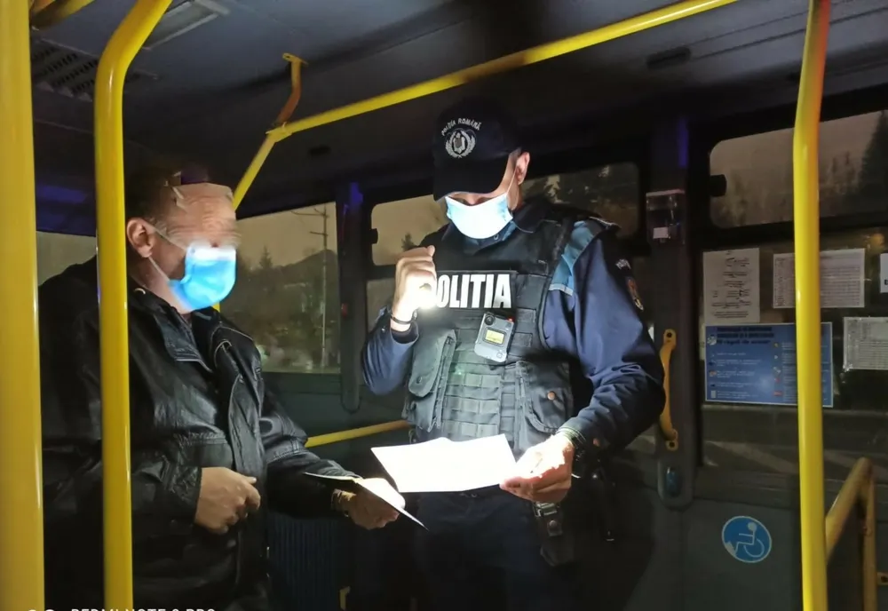 Gălățean depistat efectuând transport rutier de persoane, contra cost, fără a deține autorizație de transport persoane