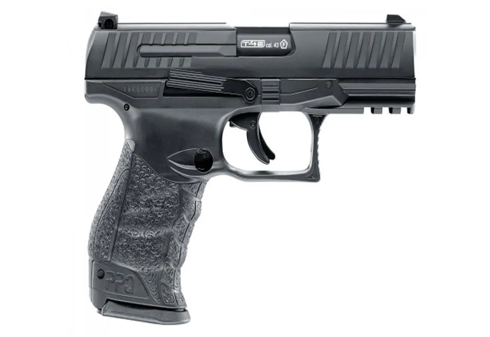 Un tânăr de 18 ani a intrat întrun supermarket cu un pistol neletal, din categoria armelor airsoft