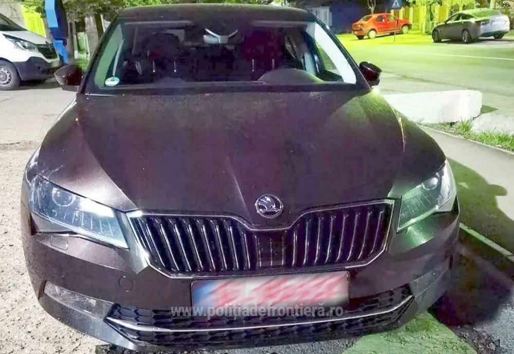 Autoturism cu numere false de înmatriculare, depistat de poliţiştii de frontieră gălăţeni