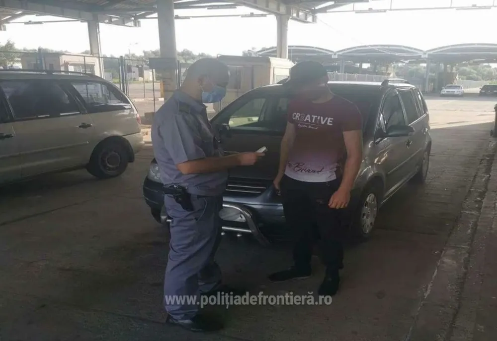 Permis de conducere fals, descoperit de poliţiştii de frontieră gălățeni
