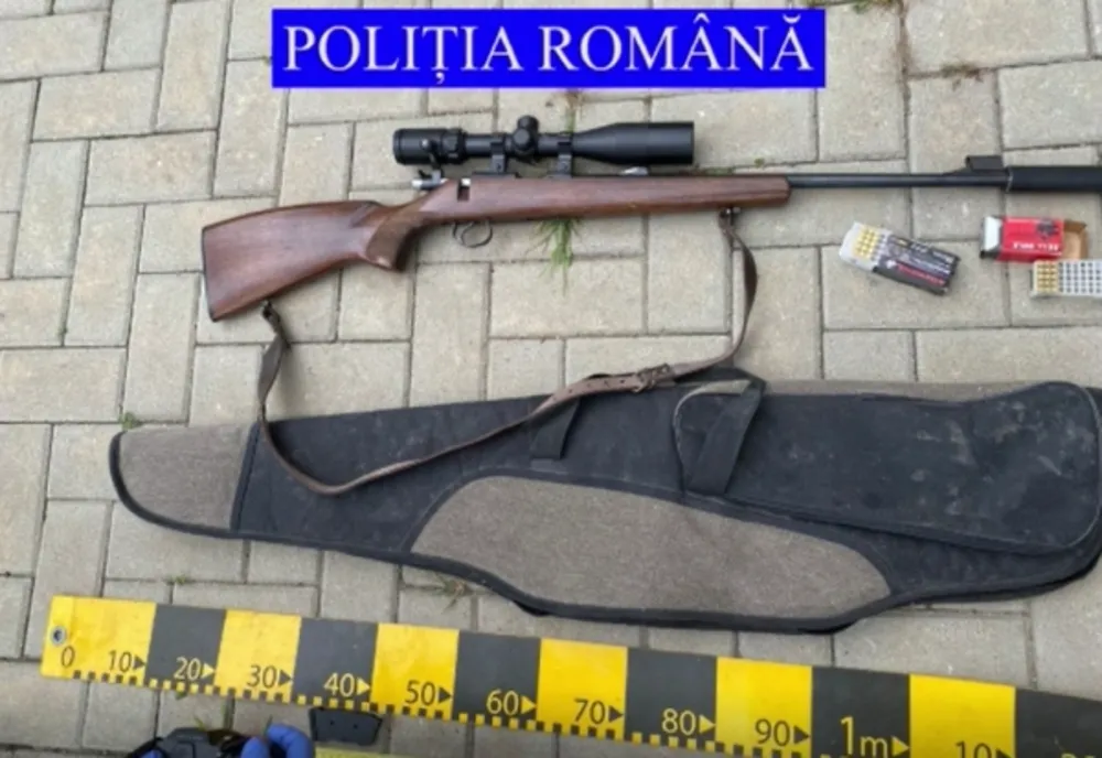 Video: Armă letală și cartușe deținute ilegal