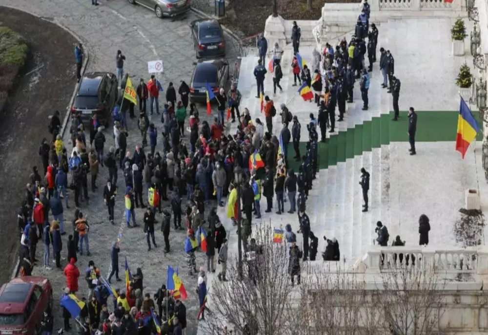 Controlor vamal la Direcția Regional Vamală de la Galați suspectat că a vandalizat autoturismele de la Parlament, reținut pentru 24 de ore