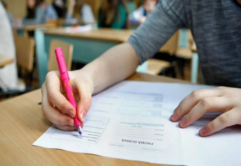 Luni începe simularea Bacalaureatului 2022