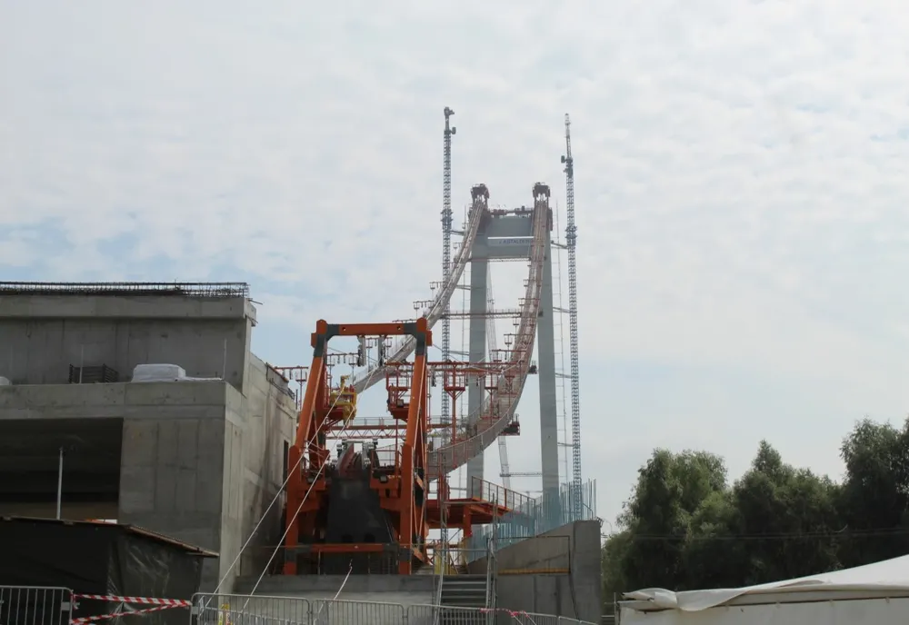 Terenuri ale Penitenciarului Brăila au trecut în administrarea Ministerului Transporturilor în vederea realizării de către CNAI a Podului suspendat peste Dunăre