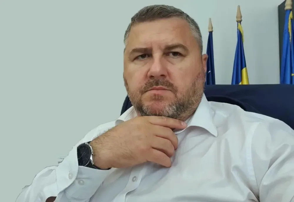 Directorul ROMARM, Gabriel Țuțu și fostul selecționer, Victor Pițurcă, reținuți de procurorii DNA