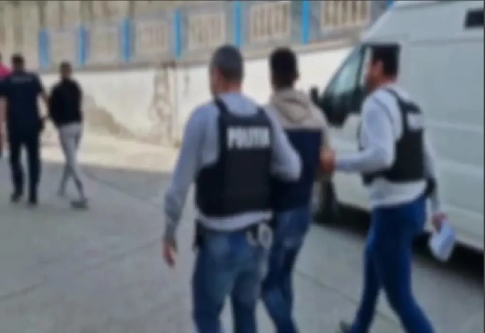 Reținut de polițiști pentru conducerea unui vehicul fără permis de conducere și conducerea unui vehicul sub influența substanțelor psihoactive