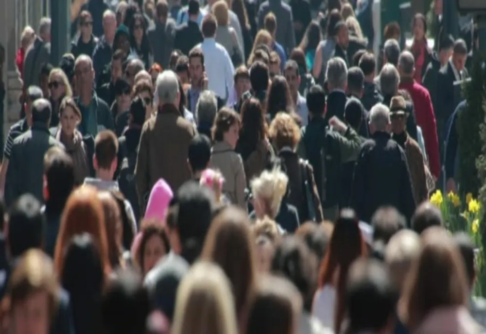 Aproximativ cinci milioane de români s-au aflat anul trecut în condiţii de deprivare materială şi socială