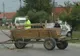 Căruţă lovită de o maşină căreia nu i-a acordat prioritate
