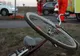A accidentat un biciclist și a părăsit locul accidentului