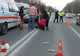 A traversat strada prin loc nepermis și a fost acroșată de un autoturism