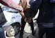 Gălățean arestat preventiv, după ce, aflat în sevraj, a furat o sacoşă de legume şi o poşetă