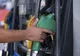 Benzinăriile, luate la verificat de autorități. Amenzi de peste 132.000 de lei pentru nereguli