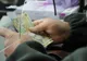 Nu se mai reţine contribuţia de asigurări sociale de sănătate pentru veniturile din pensii, pentru partea care depăşeşte suma lunară de 4.000 lei 